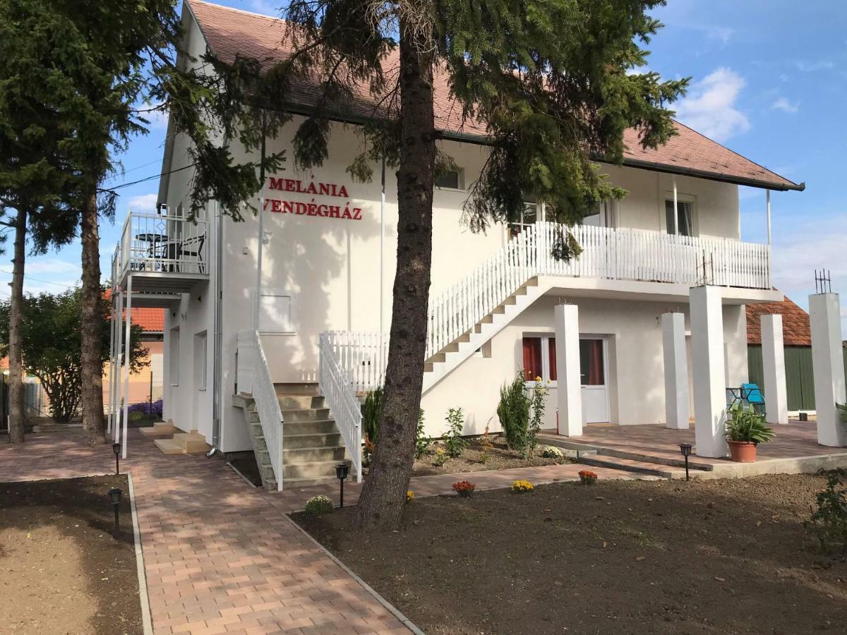 Melania Vendeghaz Hotell Balatonfőkajár Eksteriør bilde
