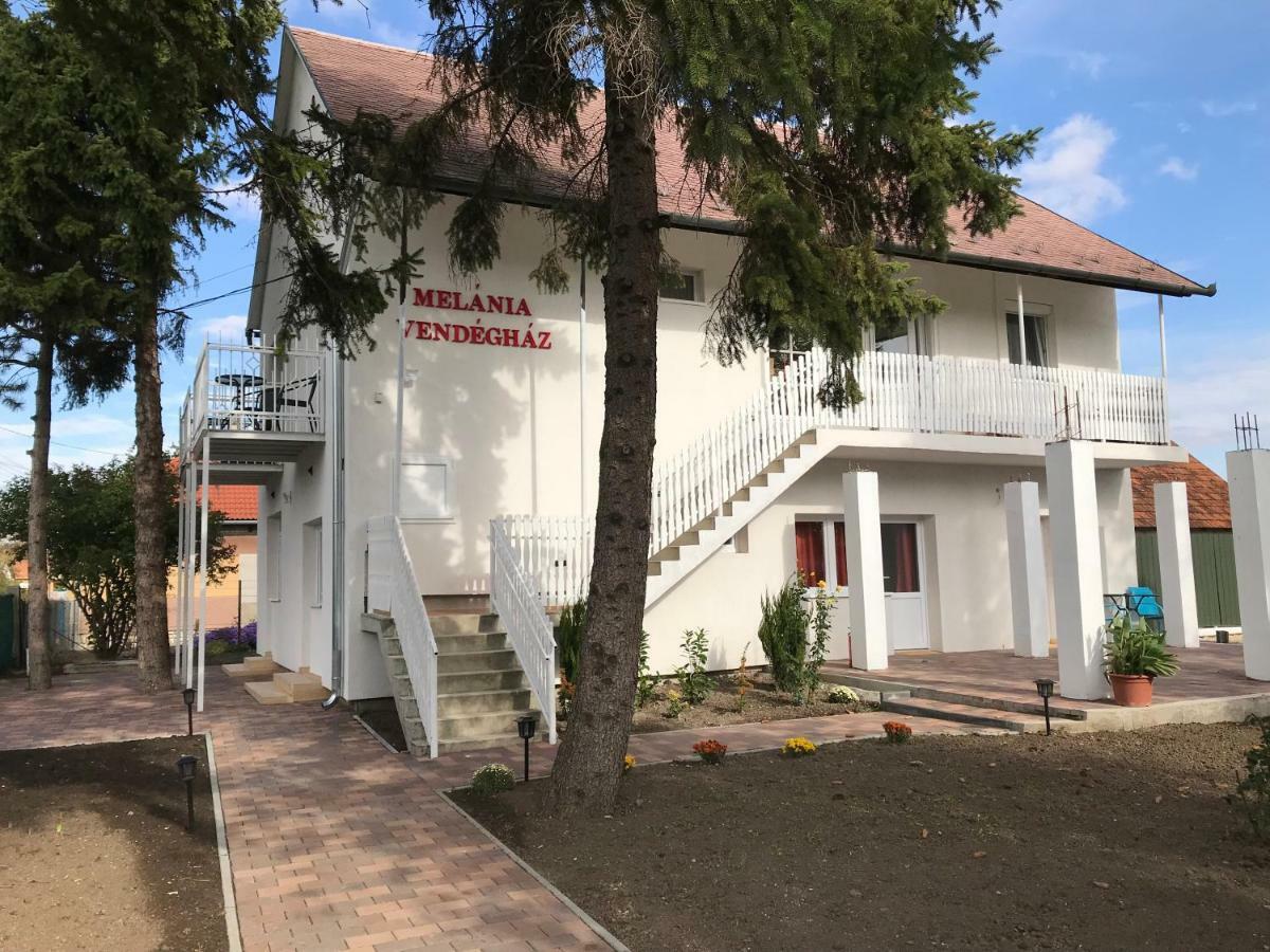 Melania Vendeghaz Hotell Balatonfőkajár Eksteriør bilde